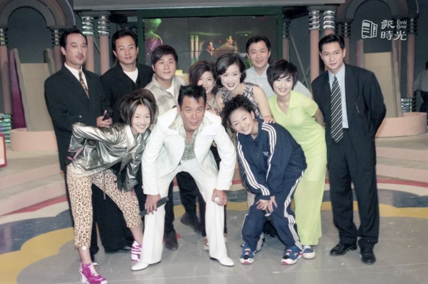 1996年10月，ASOS接棒主持《我猜我猜我猜猜猜》，图片来自台媒联合报系资料照