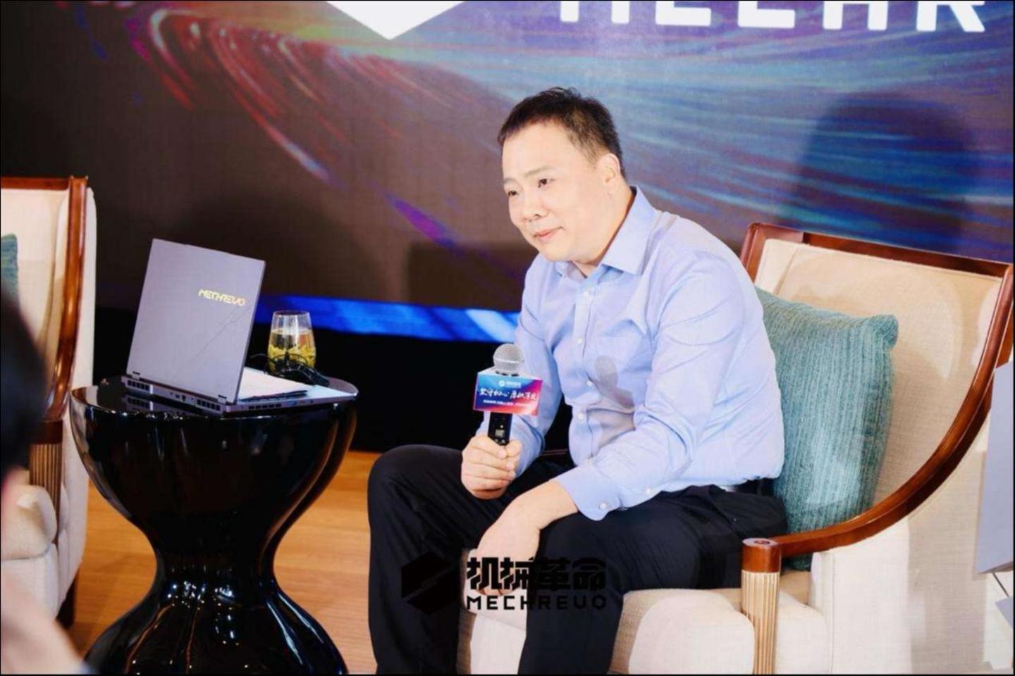 机械革命CEO潘春节