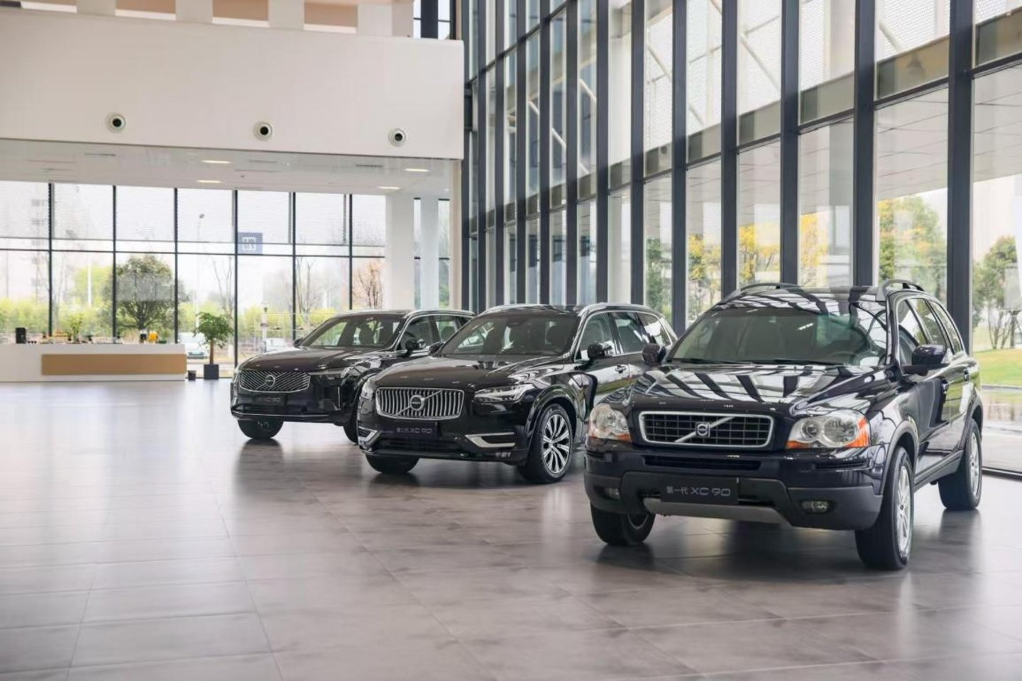 沃尔沃XC90第一代、沃尔沃XC90第二代、沃尔沃全新XC90 合影