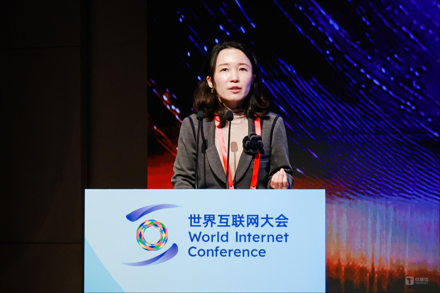 钛媒体集团创始人、董事长、CEO、巴伦中国出版人赵何娟，图片来源：世界互联网大会